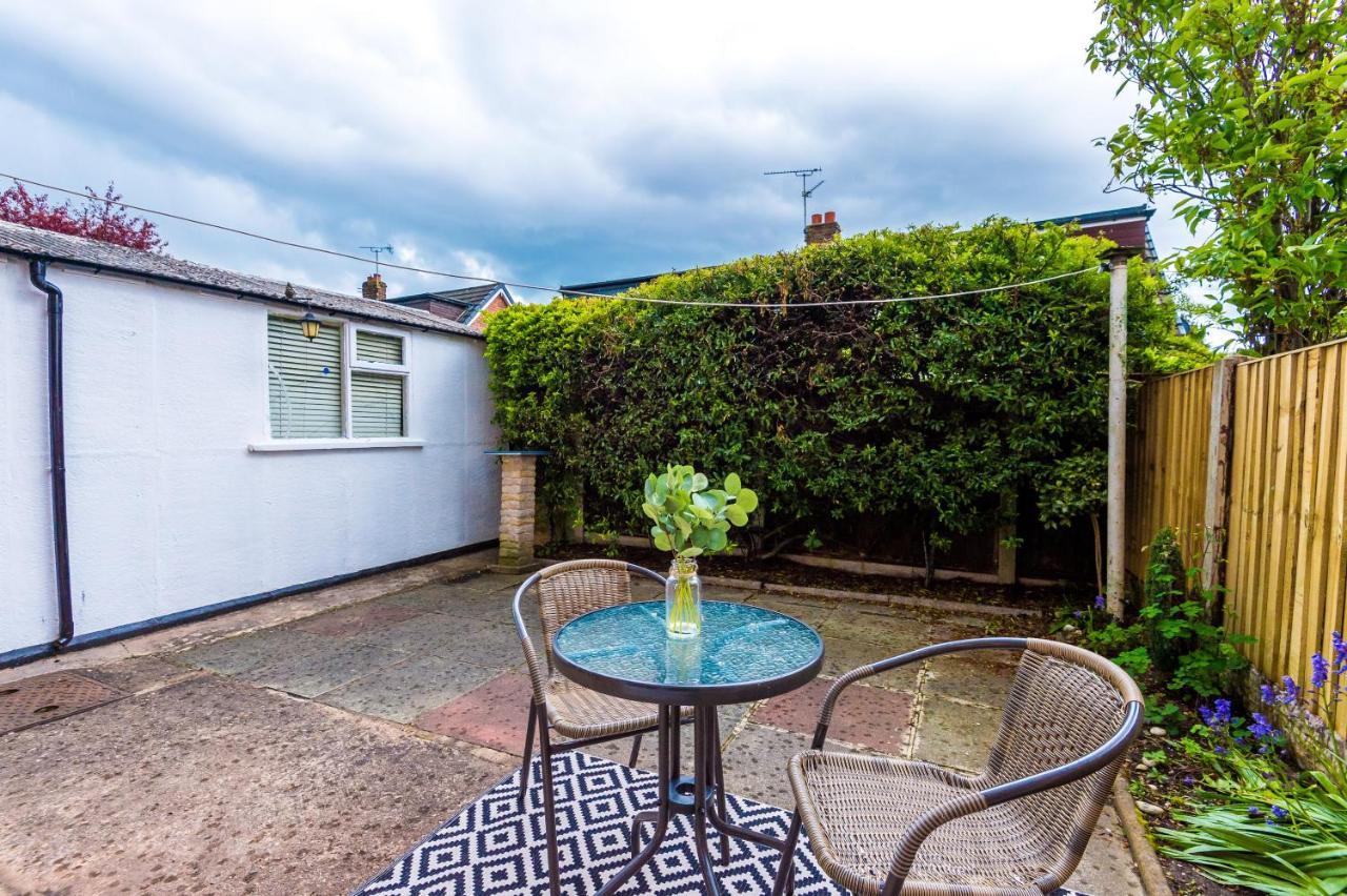 Welcoming 3 Bed Home, 10 Mins From Chester Races And Zoo Saughall 외부 사진
