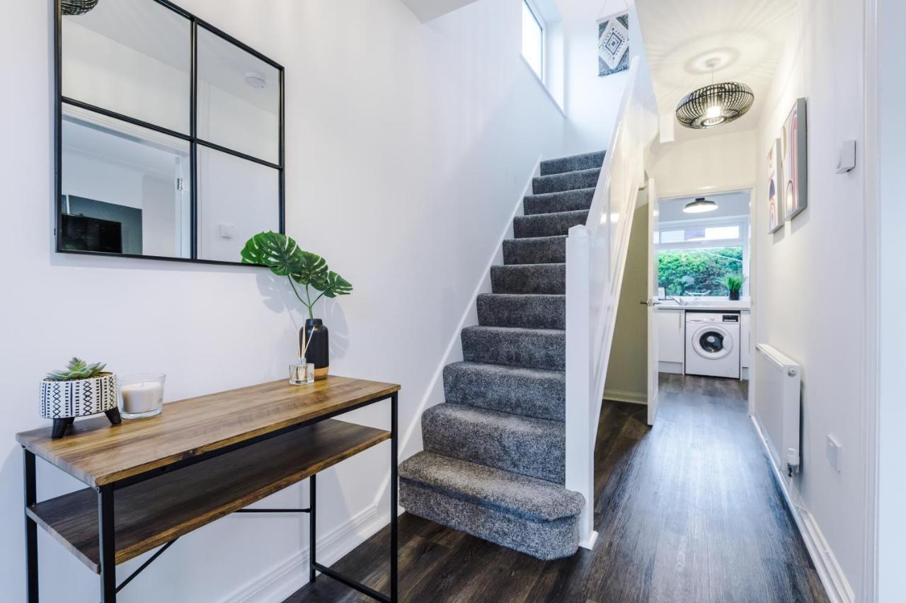 Welcoming 3 Bed Home, 10 Mins From Chester Races And Zoo Saughall 외부 사진